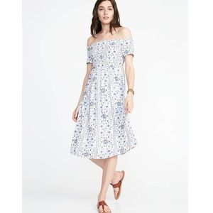 Old Navy Floral Off the Shoulder Dress Size S